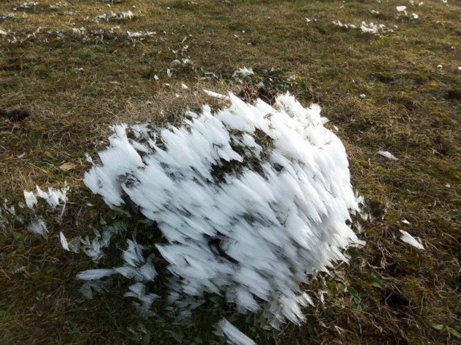 Eau gelée la nature de Khenchela