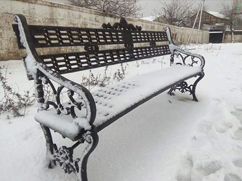 la neige dans la commune de Seraïdi